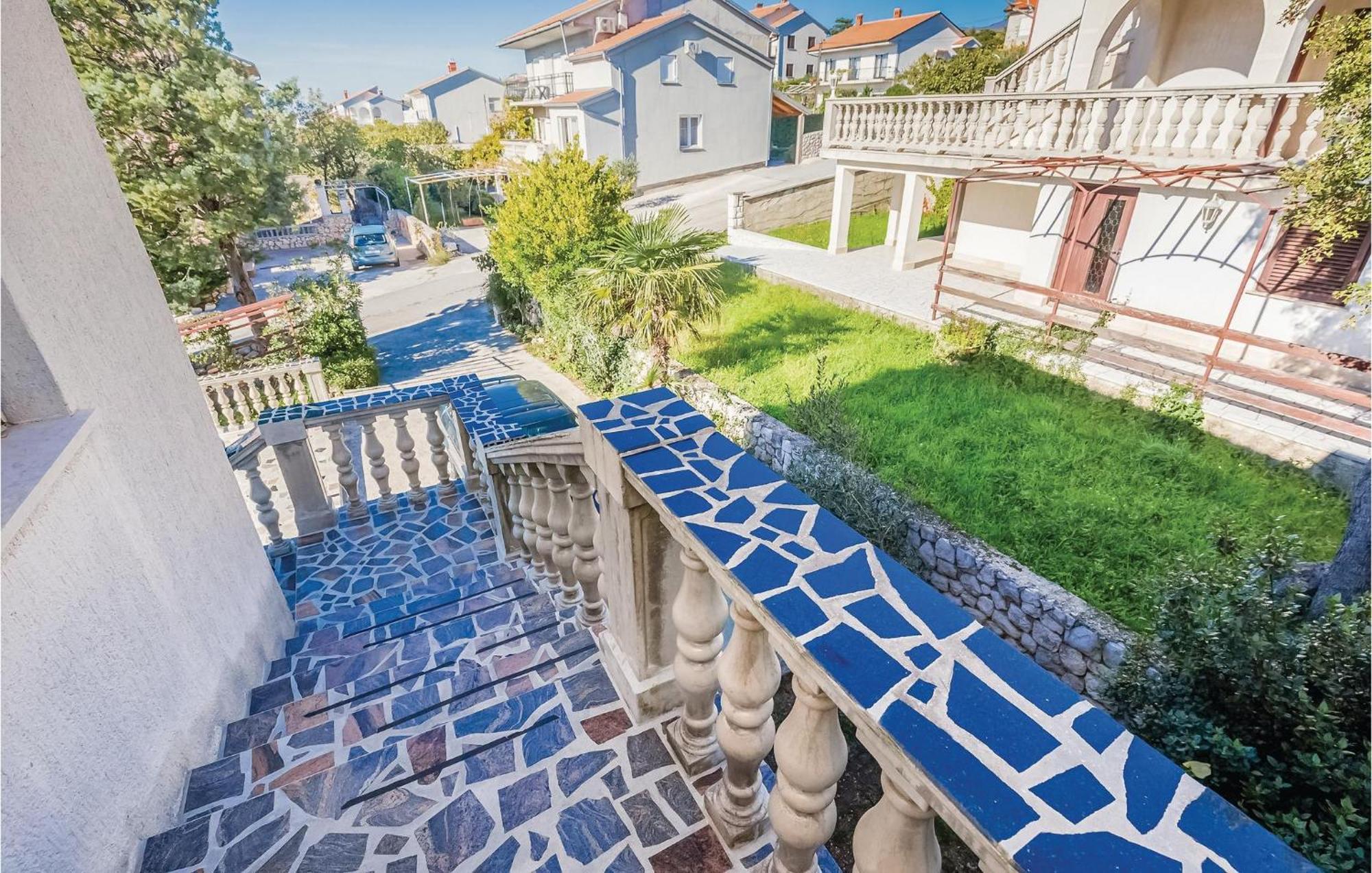 Stunning Apartment In Novi Vinodolski With Wifi Extérieur photo